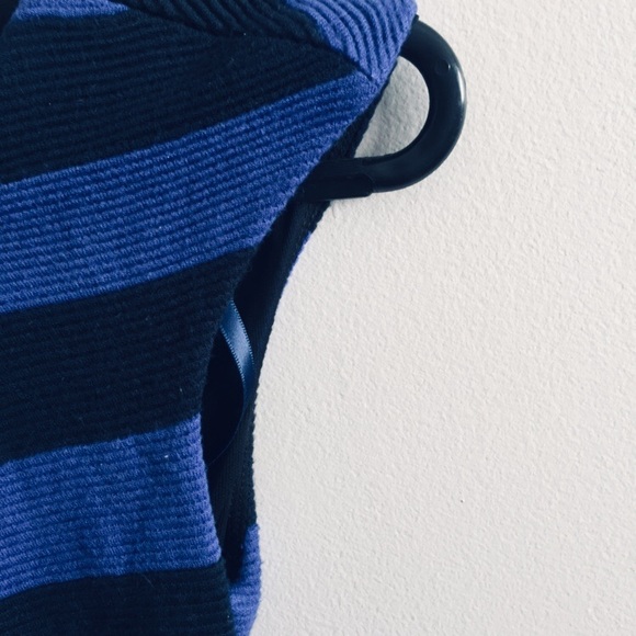 Le Chateau Dress - Picture 4 of 6